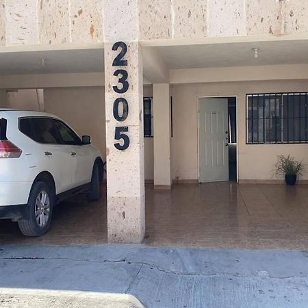 Casa Completa En Privada Y Con Cochera Monclova Exteriör bild
