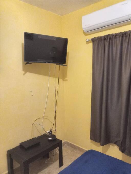 Casa Completa En Privada Y Con Cochera Monclova Exteriör bild